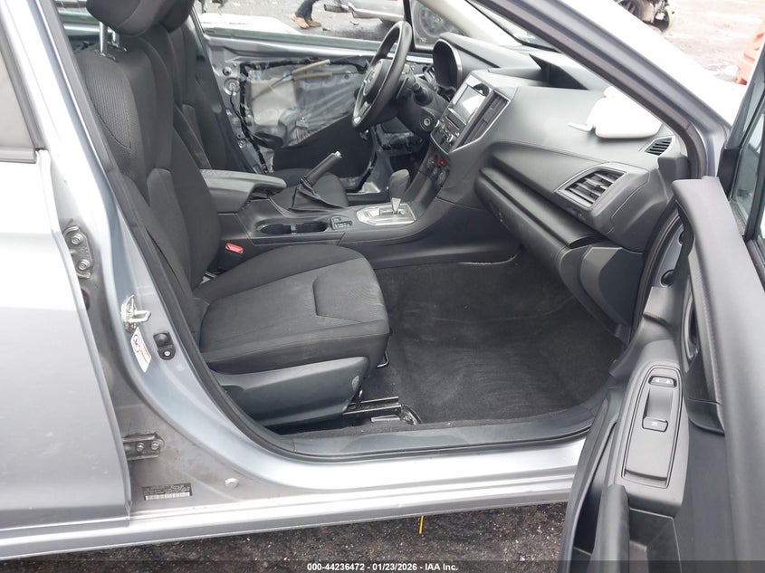 VIN 4S3GTAC65K3727924 2019 SUBARU IMPREZA 2.0I PREMIUM
