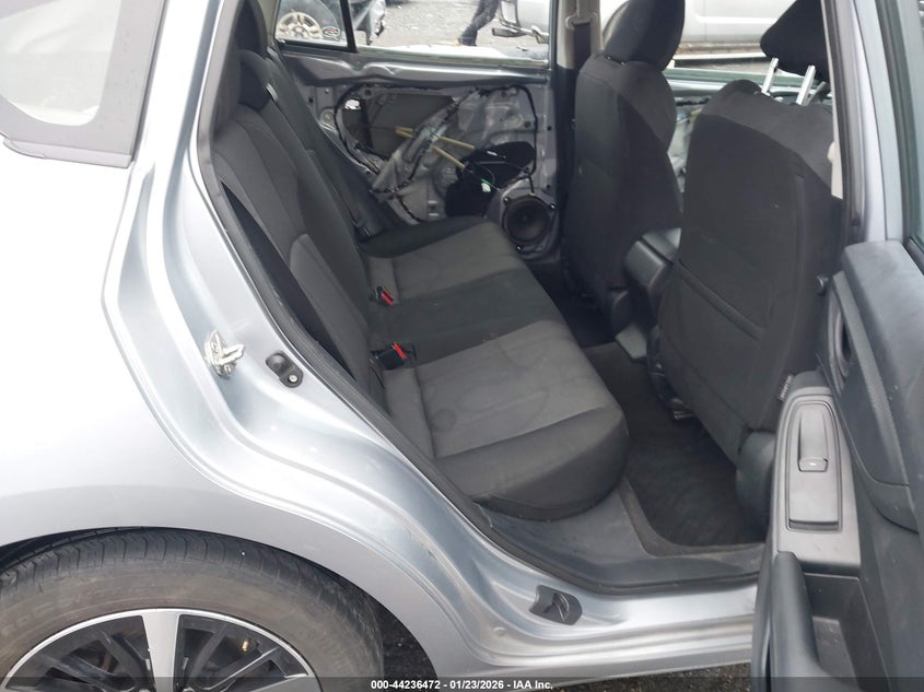 VIN 4S3GTAC65K3727924 2019 SUBARU IMPREZA 2.0I PREMIUM