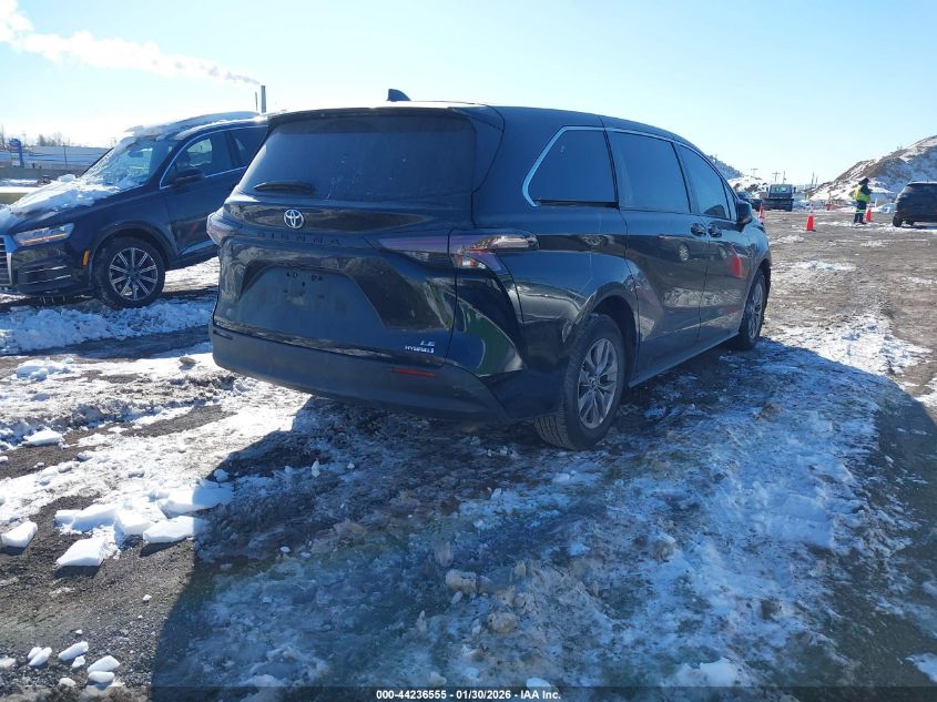 2023 Toyota Sienna Le
