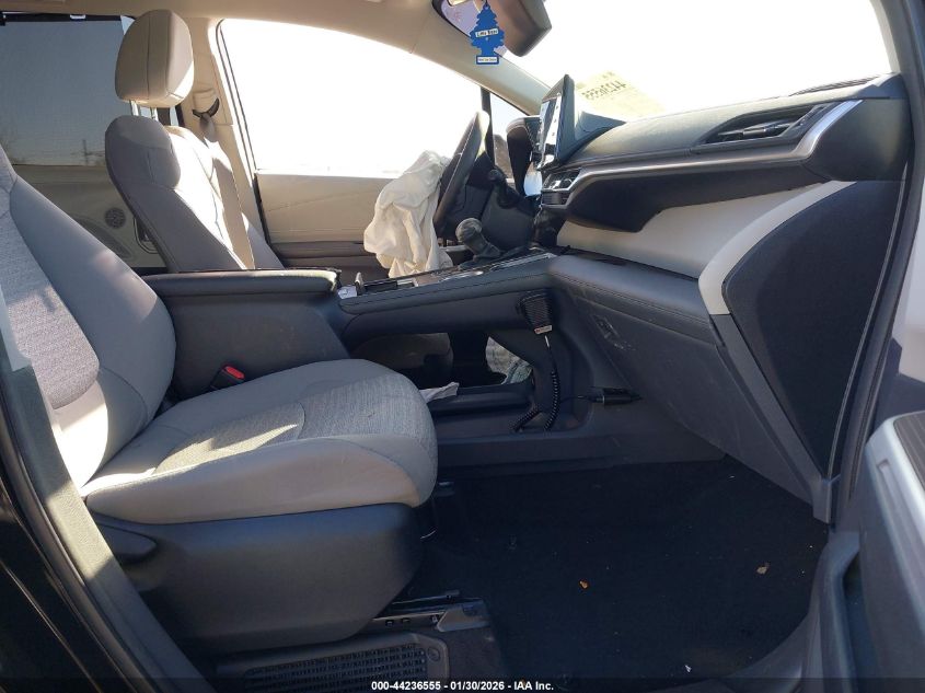 2023 Toyota Sienna Le