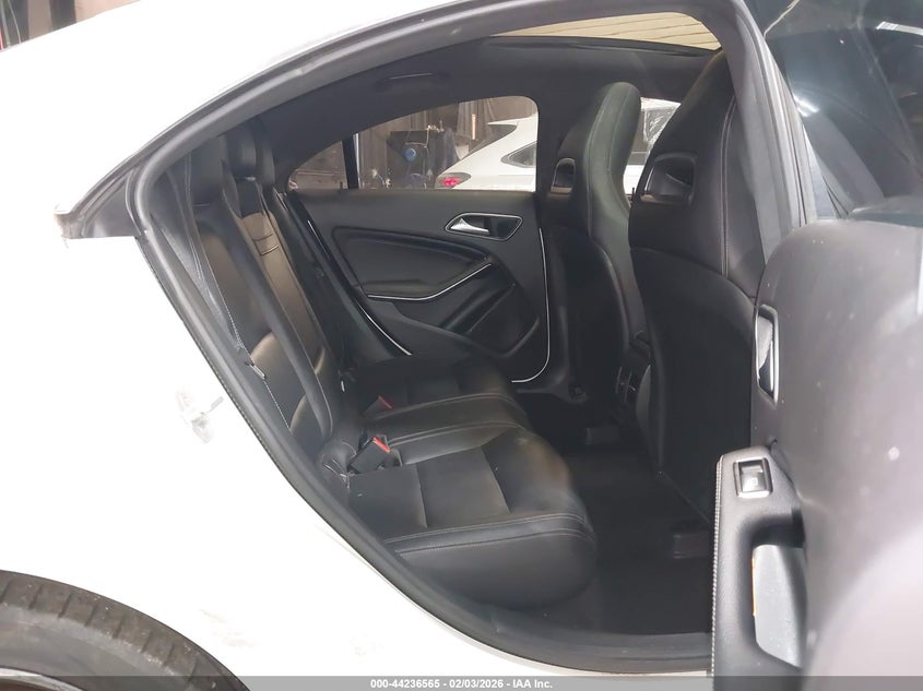 2018 MERCEDES-BENZ CLA 250 auction photo 8