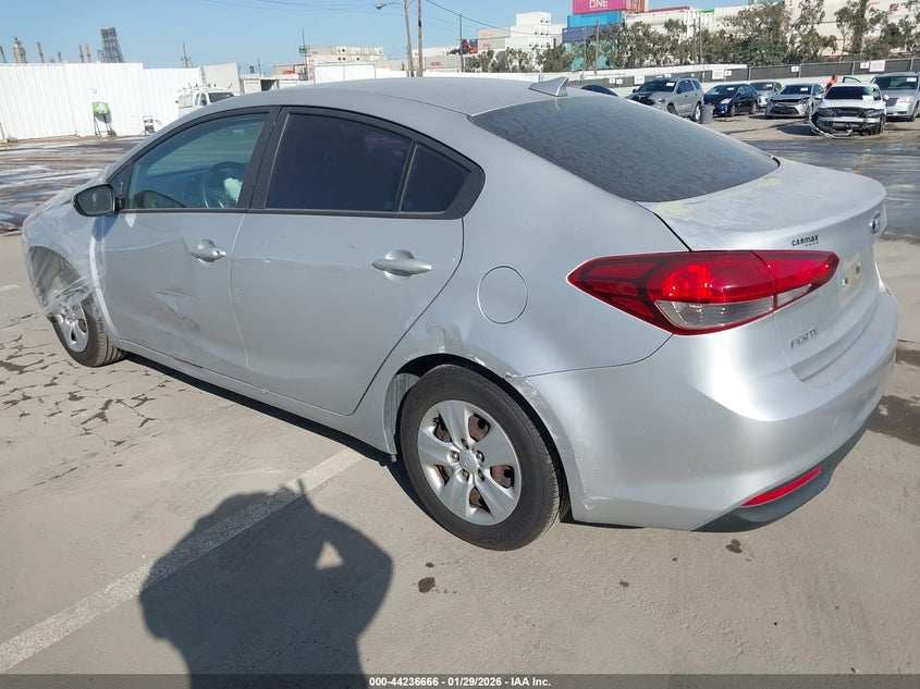 Vin: 3kpfl4a74je196053, lot: 44732737, kia forte lx 20183