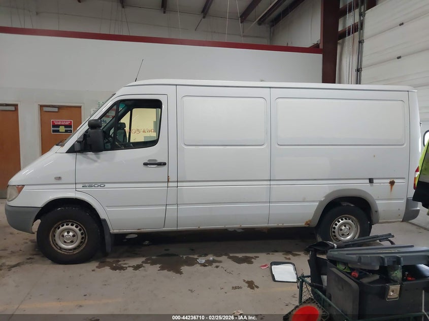 2006 Dodge Sprinter 2500 VIN: WD0PD644865927527 Lot: 44236710