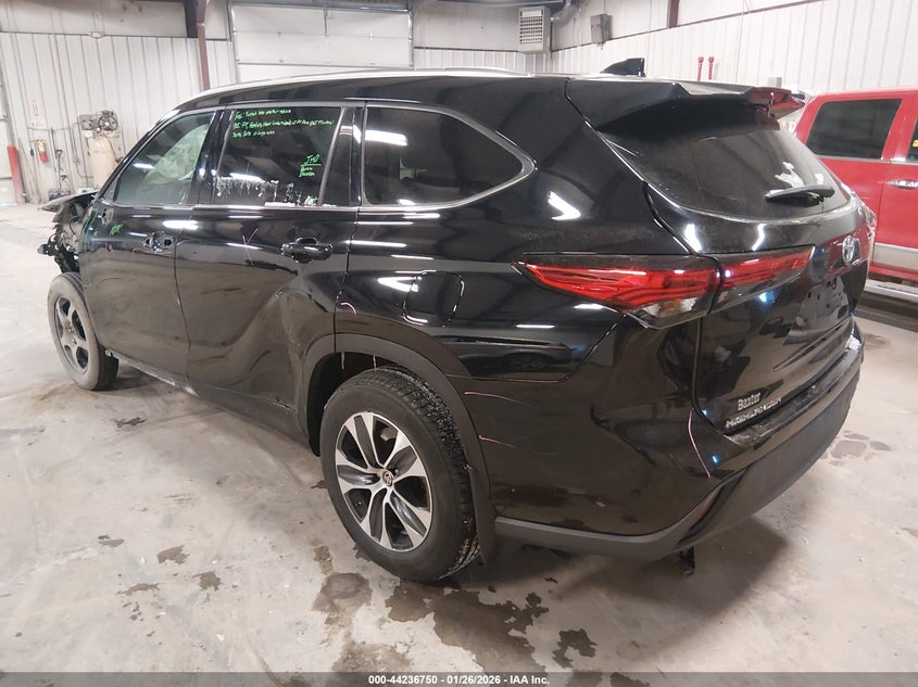 2021 Toyota Highlander Hybrid Xle