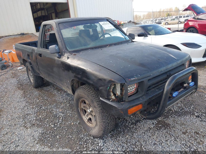 TOYOTA PICKUP 1991. Lot# 44236761. VIN JT4RN81A8M5094670. Photo 1