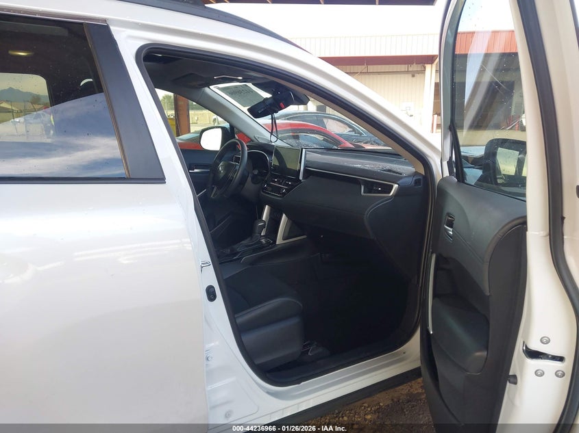 2025 Toyota Corolla Cross Xle