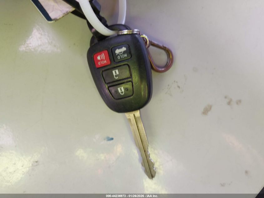 2015 TOYOTA CAMRY XSE