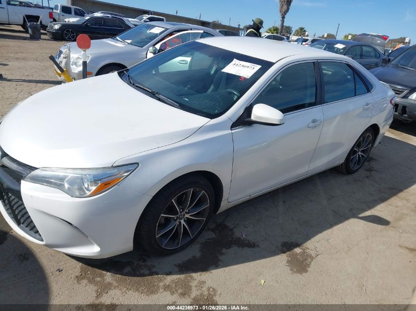 2015 TOYOTA CAMRY XSE