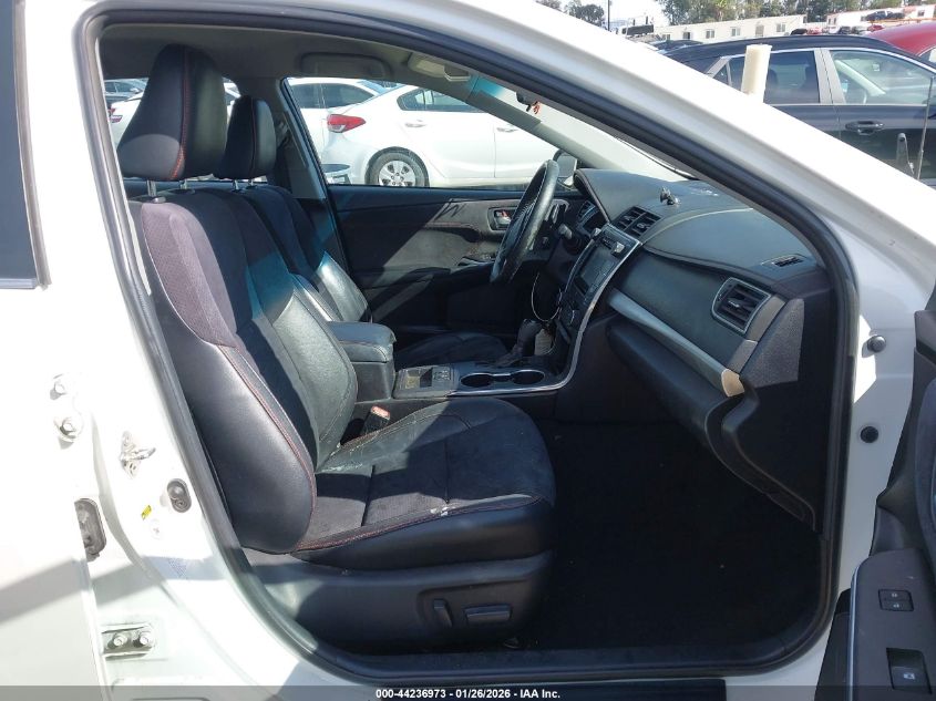 2015 TOYOTA CAMRY XSE