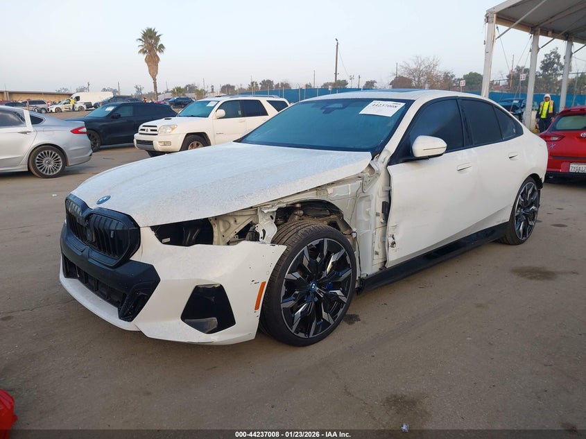 Vin: wby33fk02rcr94228, lot: 44733078, bmw i5 edrive40 20242