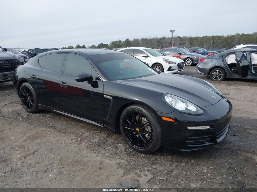 2016 Porsche Panamera 4