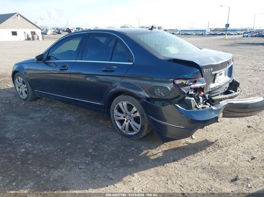 2011 Mercedes-Benz C 300 Luxury 4Matic/Sport 4Matic