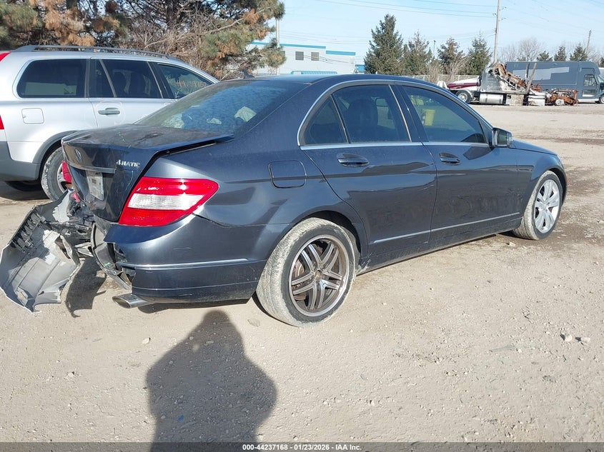 2011 Mercedes-Benz C 300 Luxury 4Matic/Sport 4Matic