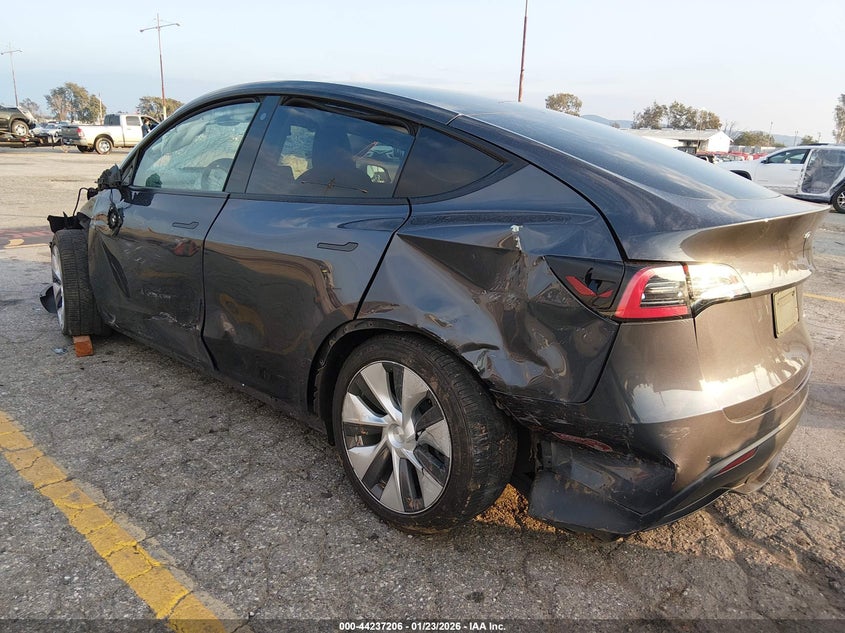 2022 Tesla Model Y Long Range Dual Motor All-Wheel Drive