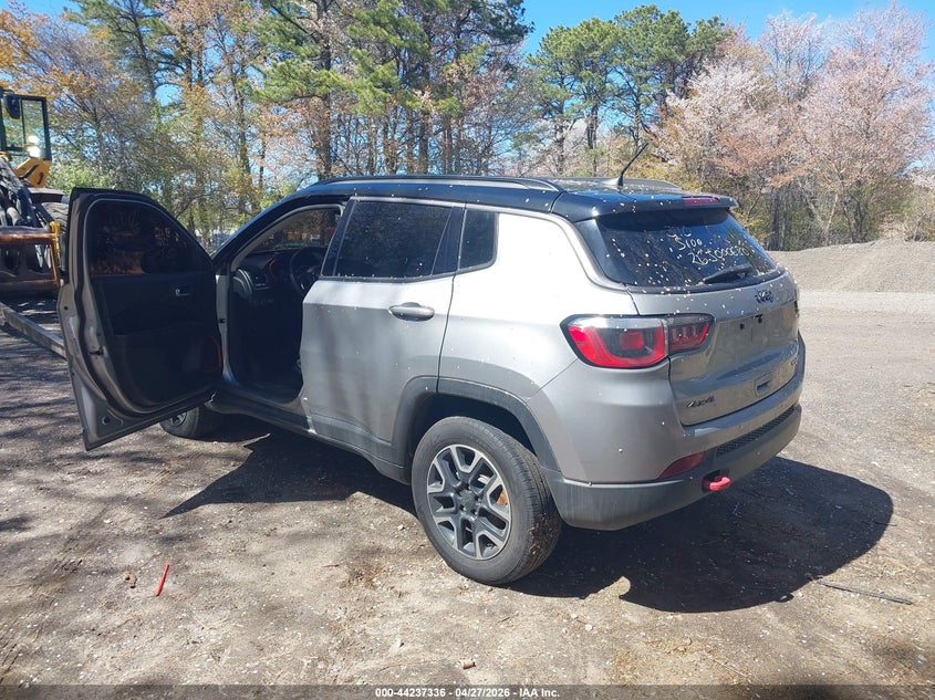 Vin: 3c4njddb8kt744831, lot: 44733407, jeep compass trailhawk 4x4 20193
