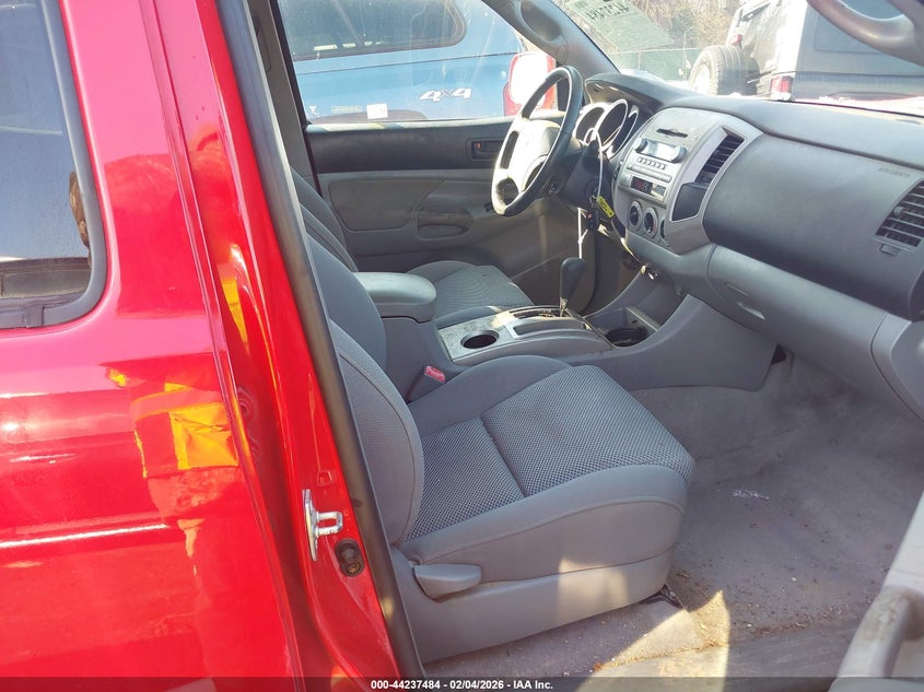 2006 Toyota Tacoma Base V6