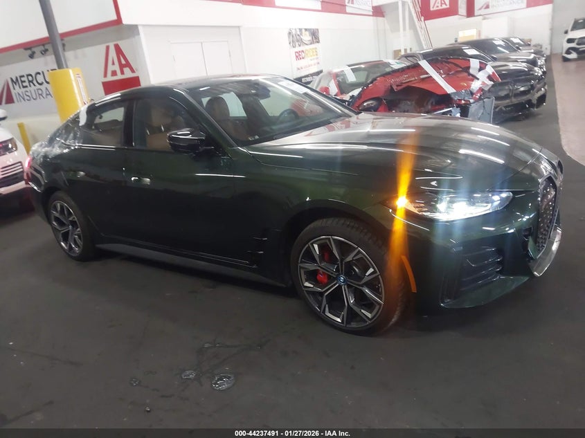 Vin: wby33aw01pfr21943, lot: 44733562, bmw i4 m50 2023 img_1