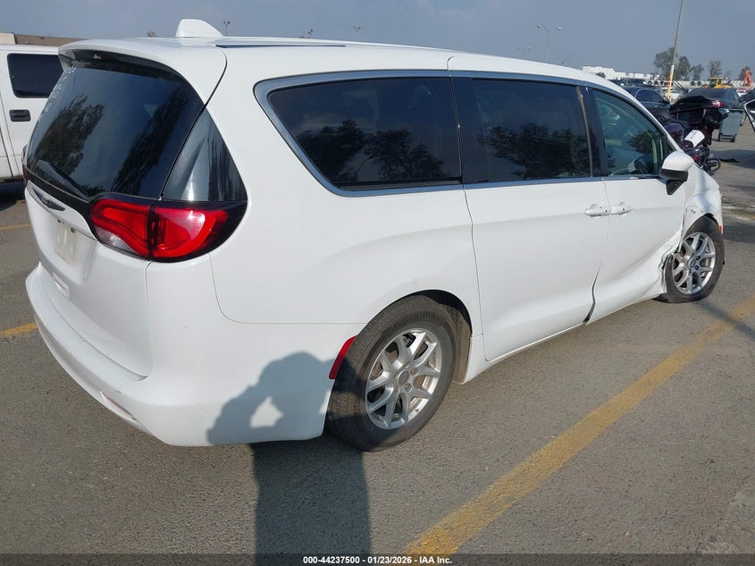 2017 Chrysler Pacifica Touring