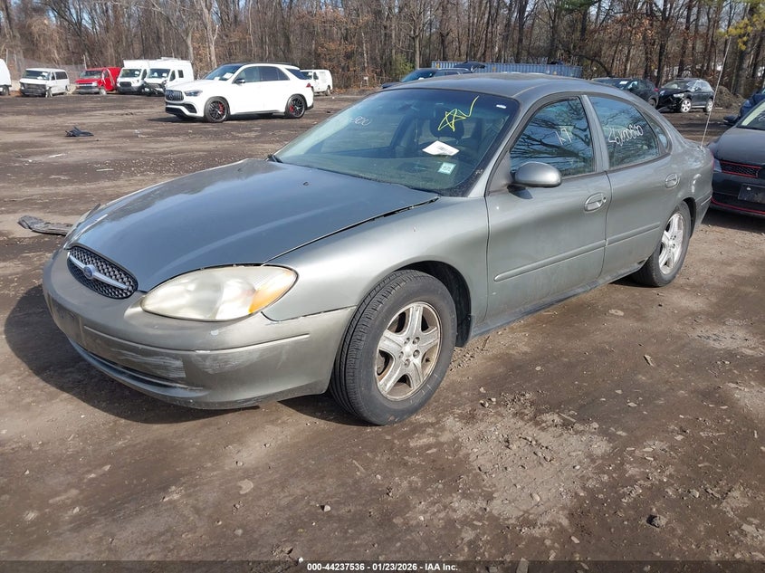 2002 Ford Taurus Se