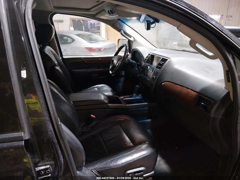 2014 Nissan Armada Platinum