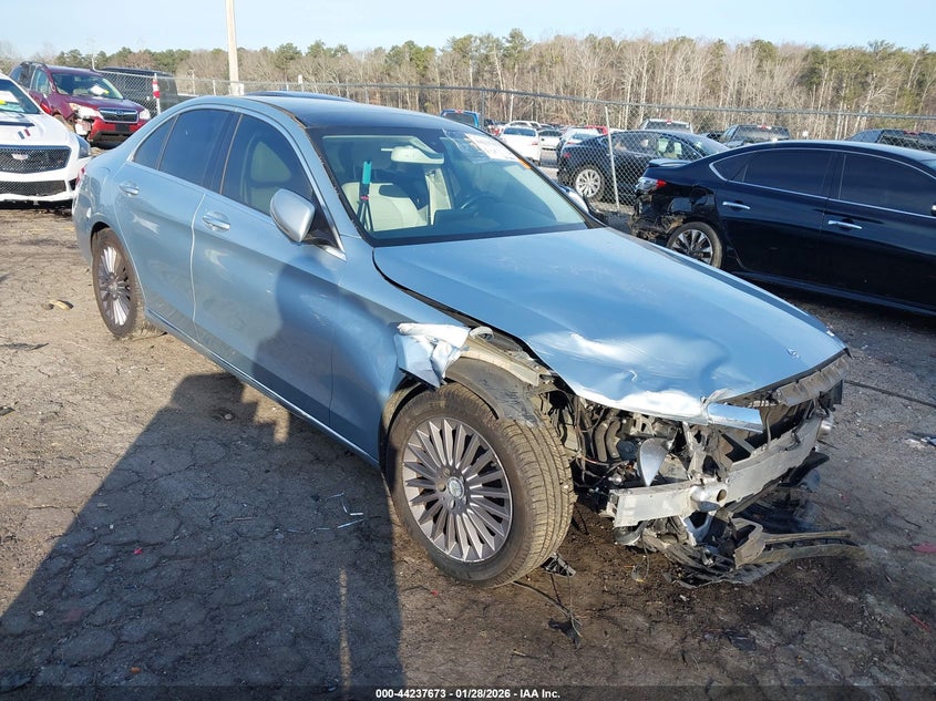 2016 Mercedes-Benz C 300 Luxury