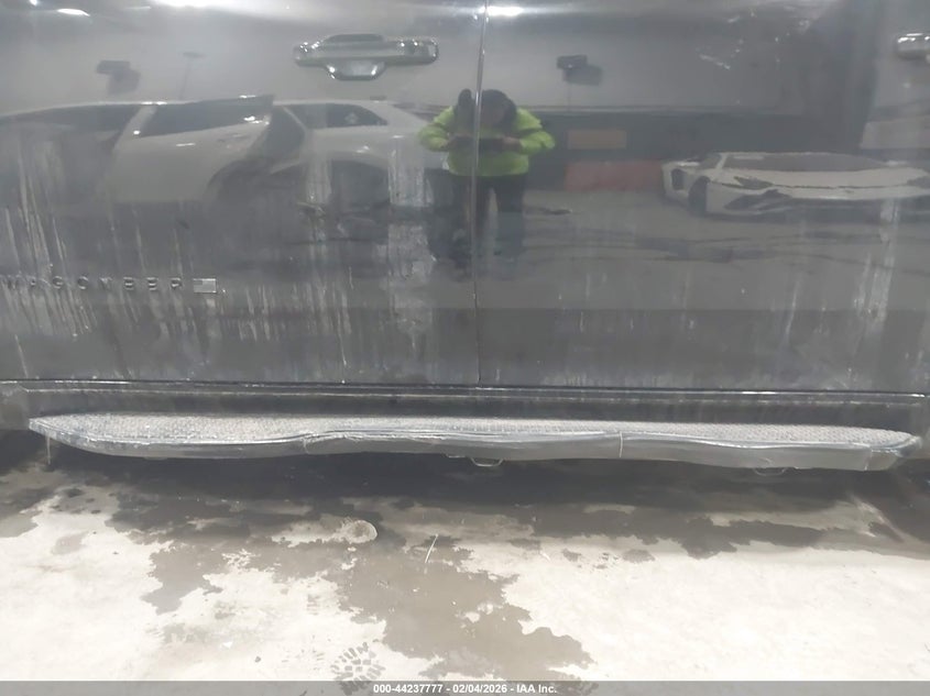 2023 Jeep Wagoneer L Series Ii Carbide 4X4 VIN: 1C4SJSBP9PS558830 Lot: 44237777