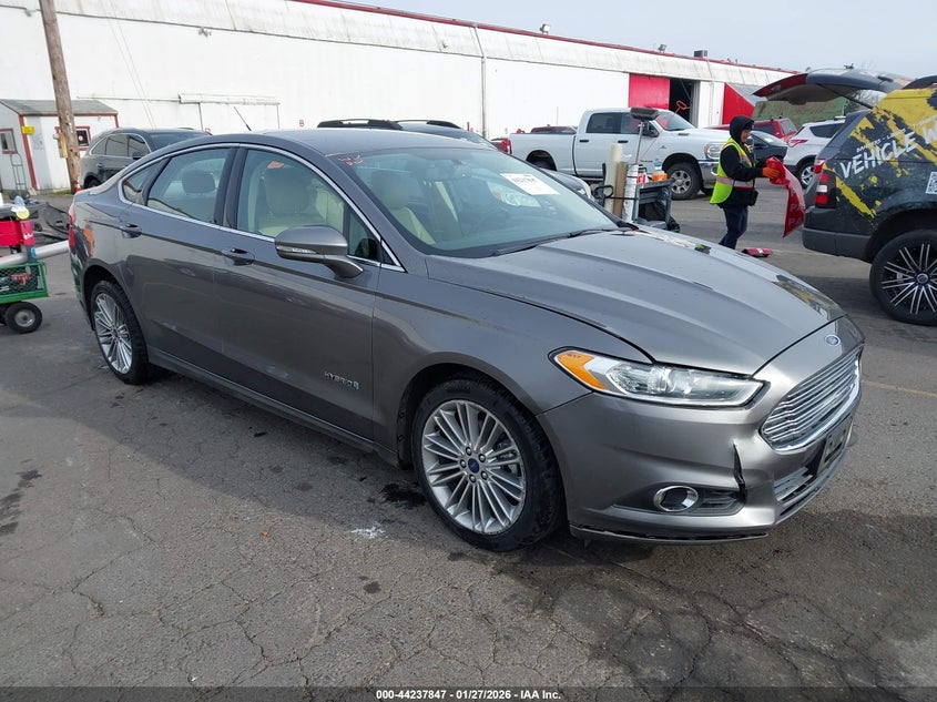 2014 Ford Fusion Hybrid Se