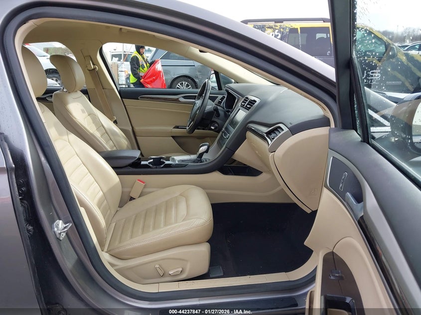 2014 Ford Fusion Hybrid Se