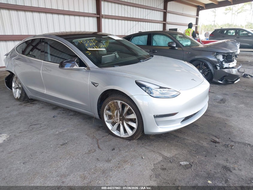 2018 Tesla Model 3 Long Range/Mid Range