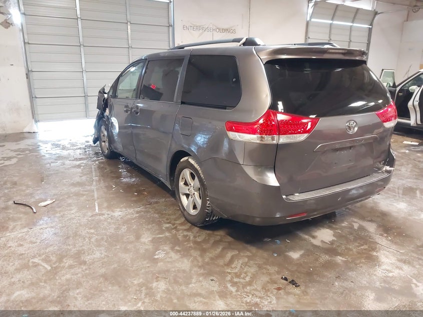 2011 Toyota Sienna Le V6