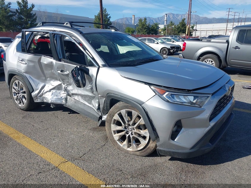 2020 Toyota Rav4 Xle Premium
