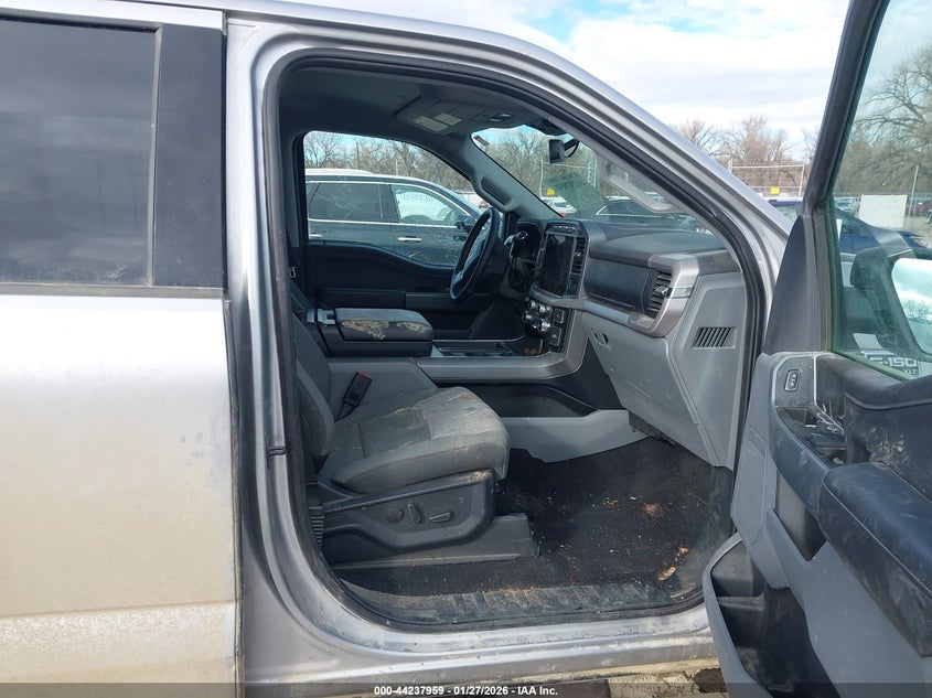 VIN 1FTFW1E83PFC00178 2023 FORD F-150 XLT
