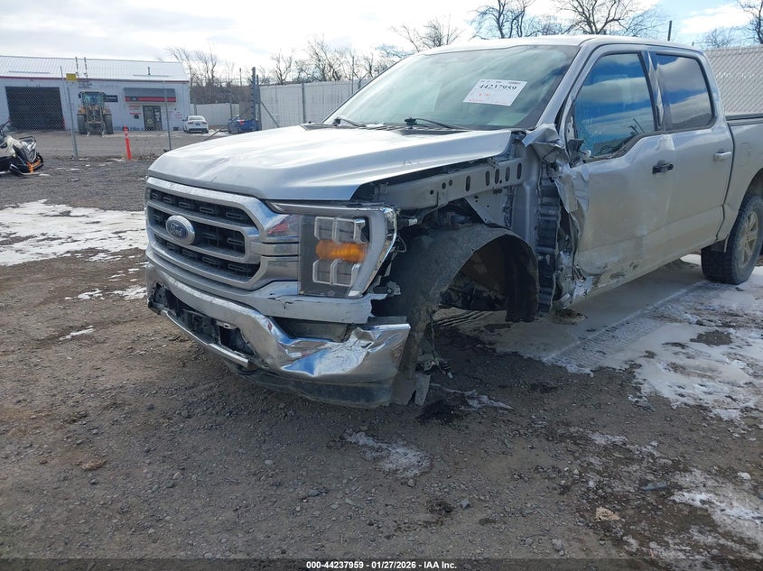 VIN 1FTFW1E83PFC00178 2023 FORD F-150 XLT