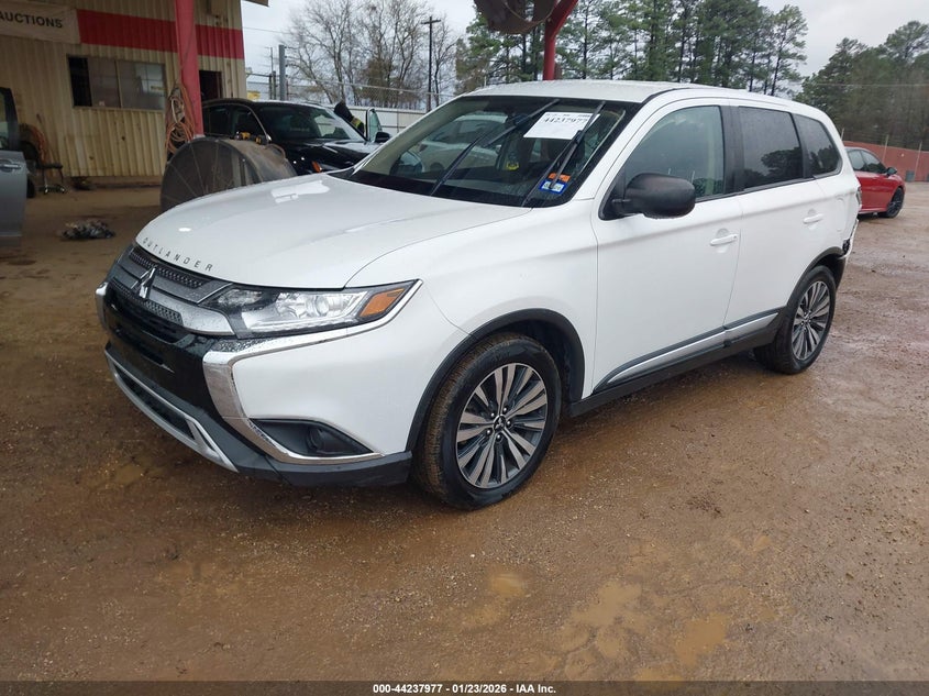 2020 Mitsubishi Outlander Es 2.4