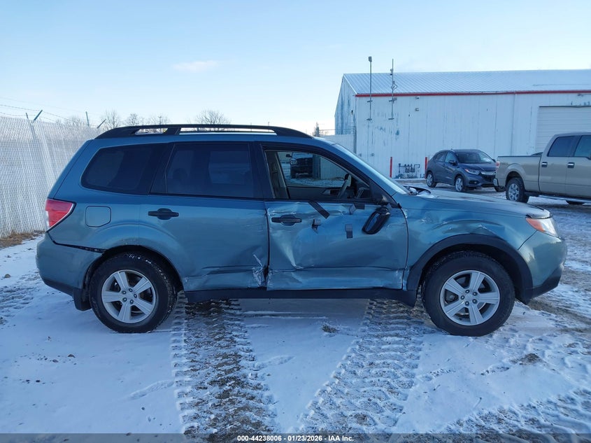 2010 Subaru Forester 2.5X VIN: JF2SH6BC4AH766135 Lot: 44238006