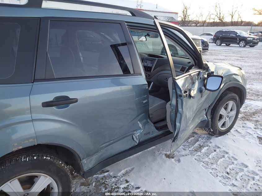 2010 Subaru Forester 2.5X VIN: JF2SH6BC4AH766135 Lot: 44238006