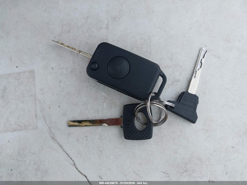 1997 Mercedes-Benz C 230 VIN: WDBHA23E9VA513461 Lot: 44238075