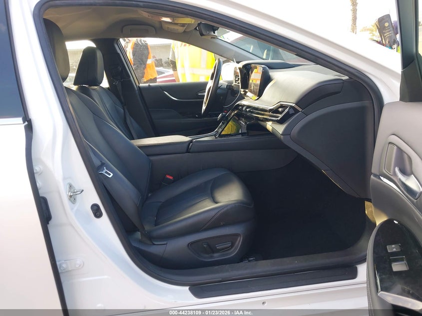 2023 Toyota Mirai Xle