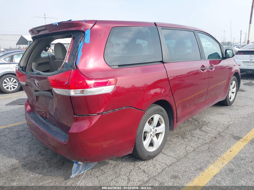 2012 Toyota Sienna Base V6 7 Passenger