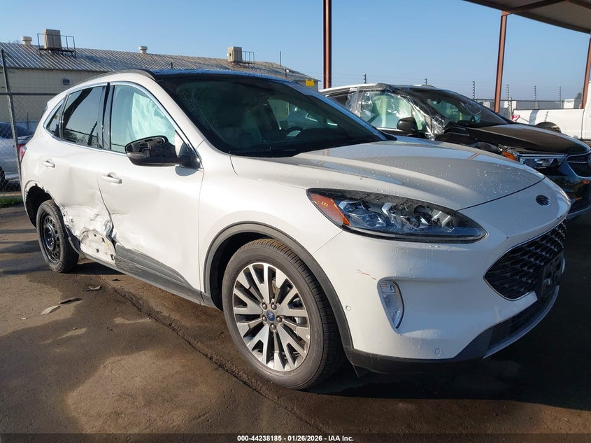 2020 Ford Escape Titanium Hybrid