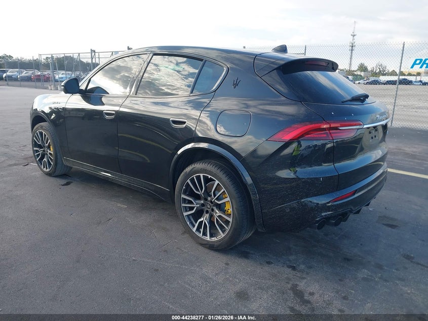 Vin: zn682avm9p7428924, lot: 44734348, maserati grecale modena 20233