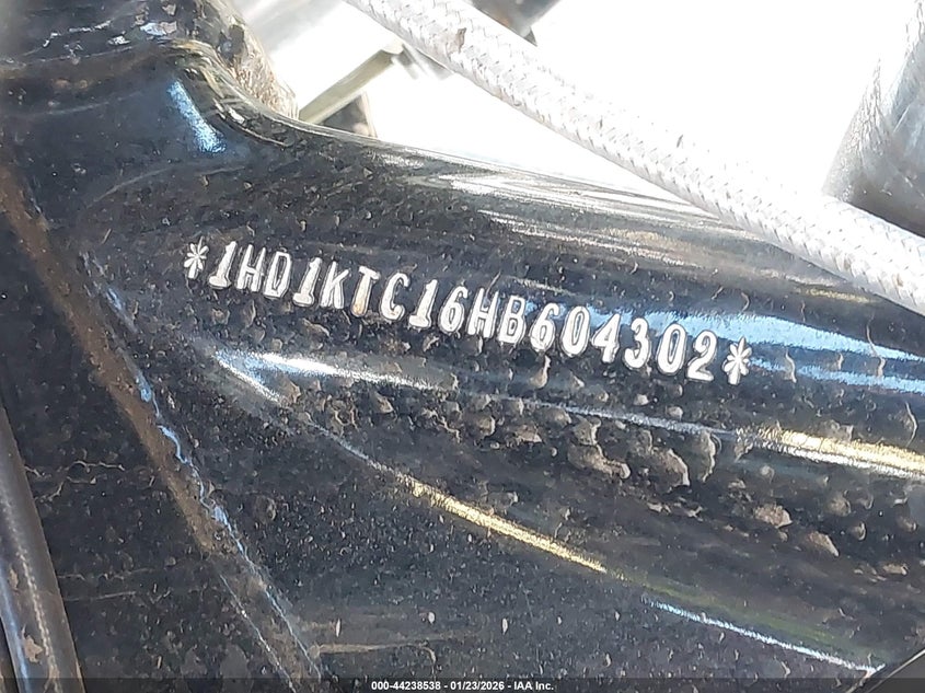 2017 Harley-Davidson Fltrxs Road Glide Special VIN: 1HD1KTC16HB604302 Lot: 44238538