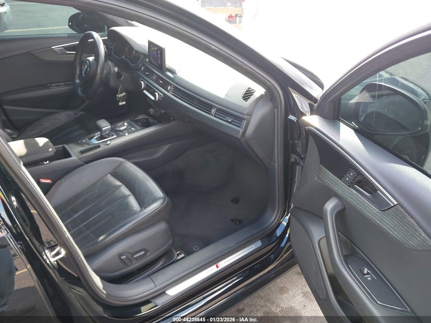 2018 Audi A4 2.0T Tech Ultra Premium/2.0T Ultra Premium