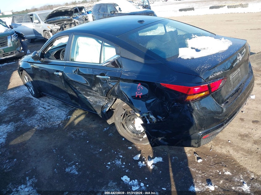 2025 Nissan Altima S Fwd