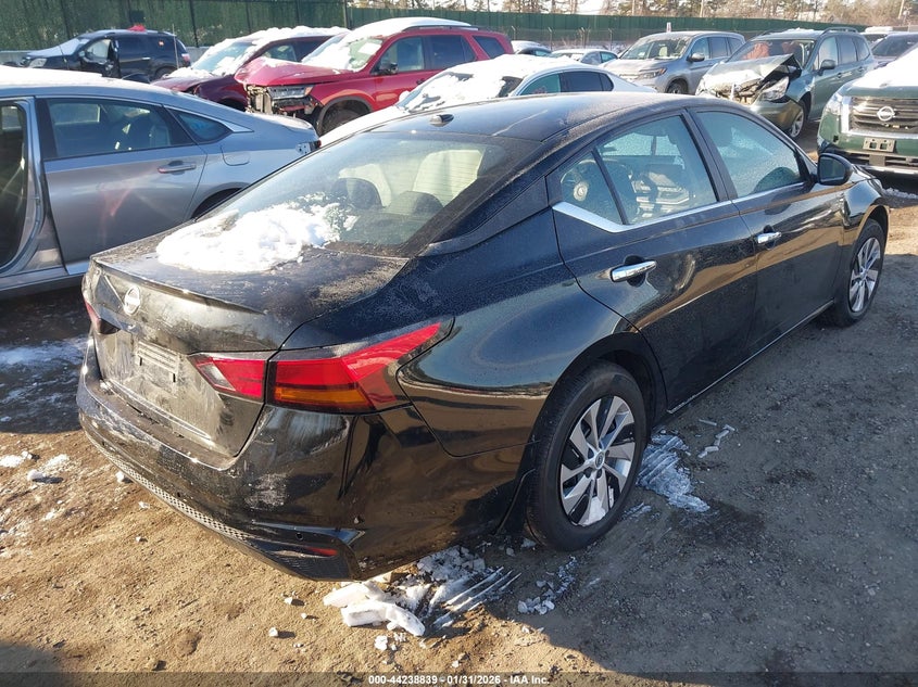 2025 Nissan Altima S Fwd