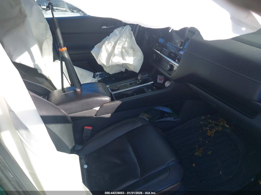 2022 Nissan Pathfinder Sl 4Wd