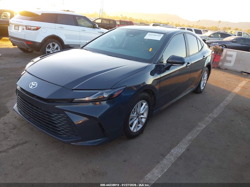 2025 Toyota Camry Le