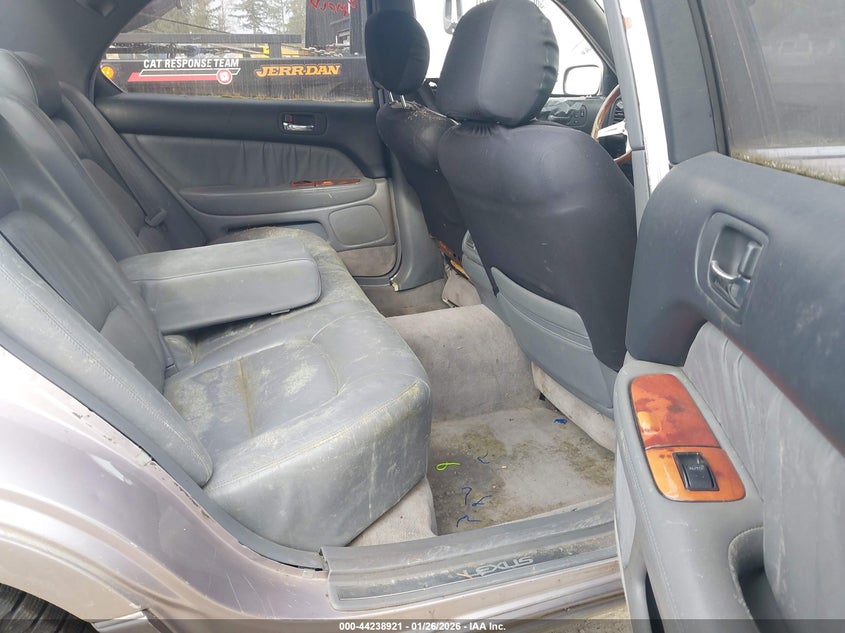 1998 Lexus Ls 400 VIN: JT8BH28F1W0106423 Lot: 44238921