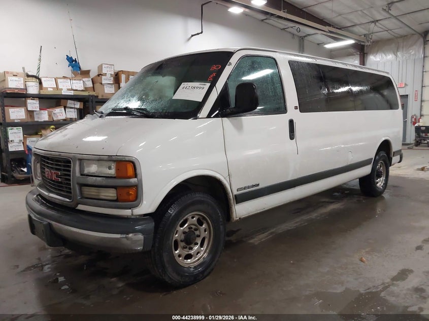 2002 GMC Savana Standard