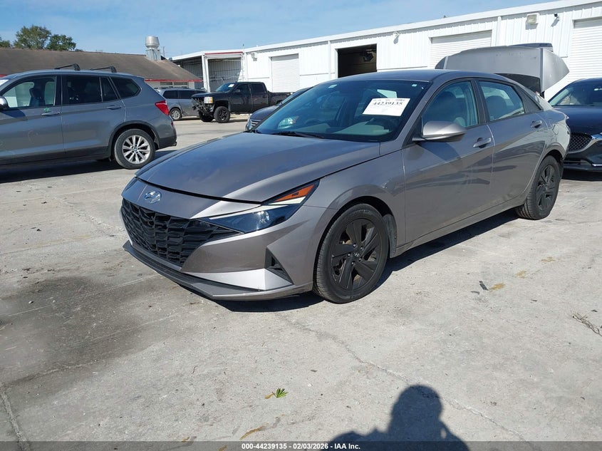 2022 Hyundai Elantra Sel